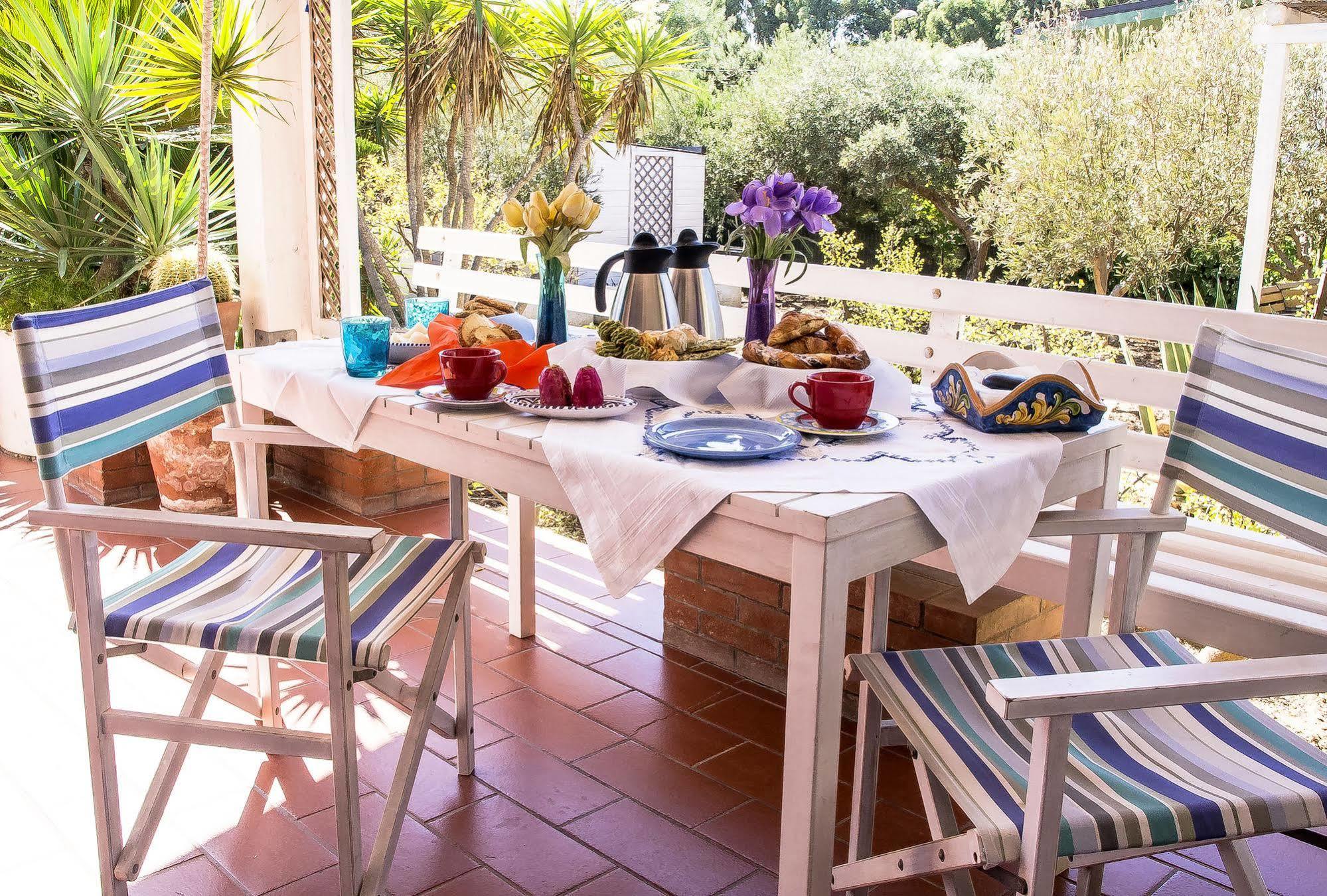 Villa Cetta B&B San Leone Eksteriør bilde